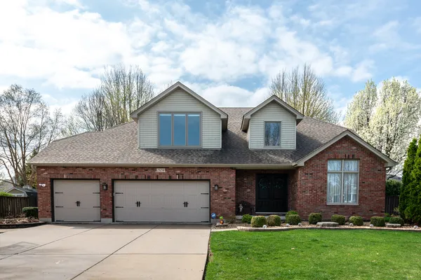 $569,000 | 25231 Monroe Court, Plainfield, IL 60585