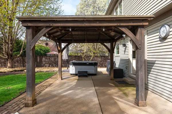 $569,000 | 25231 Monroe Court, Plainfield, IL 60585
