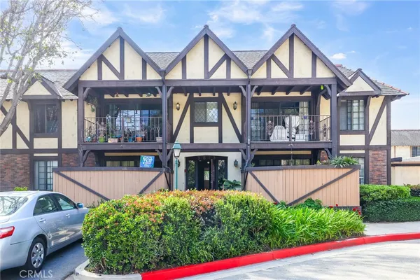 $2,500 | 3613 South Bear Street, Unit B, Santa Ana, CA 92704