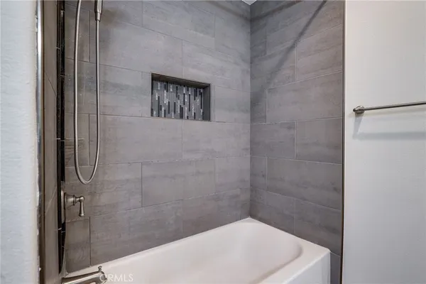 $2,500 | 3613 South Bear Street, Unit B, Santa Ana, CA 92704