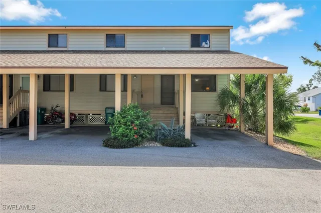 $135,000 | 13532 Siesta Pines Court, Unit 5, Fort Myers, FL 33908