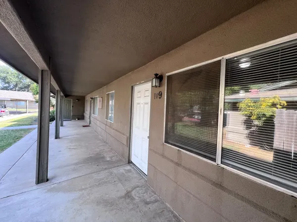 $1,250 | 1262 North Marks Avenue, Unit 109, Fresno, CA 93722