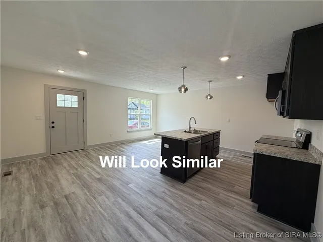 $184,900 | 229 West 9th Street, New Albany, IN 47150