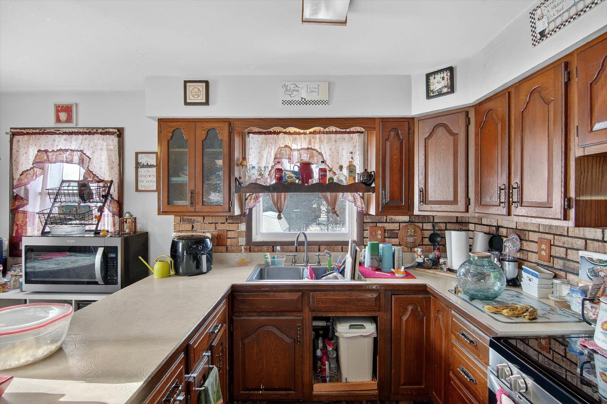 908 Springcrest Boulevard Jackson, MI 49203 - Photo 11 of 37 14-908 Springcrest Blvd Jackson, MI 492