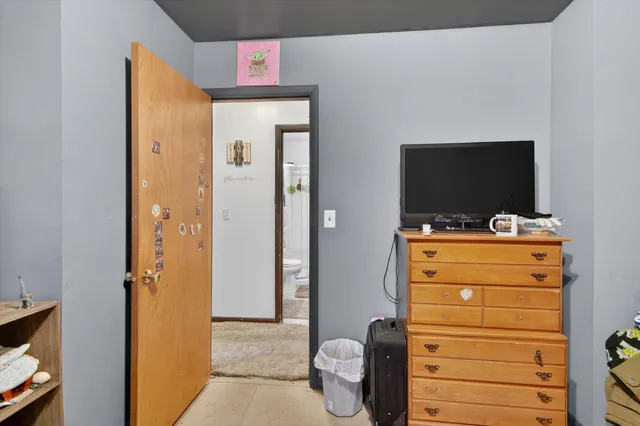 $179,900 | 908 Springcrest Boulevard, Jackson, MI 49203