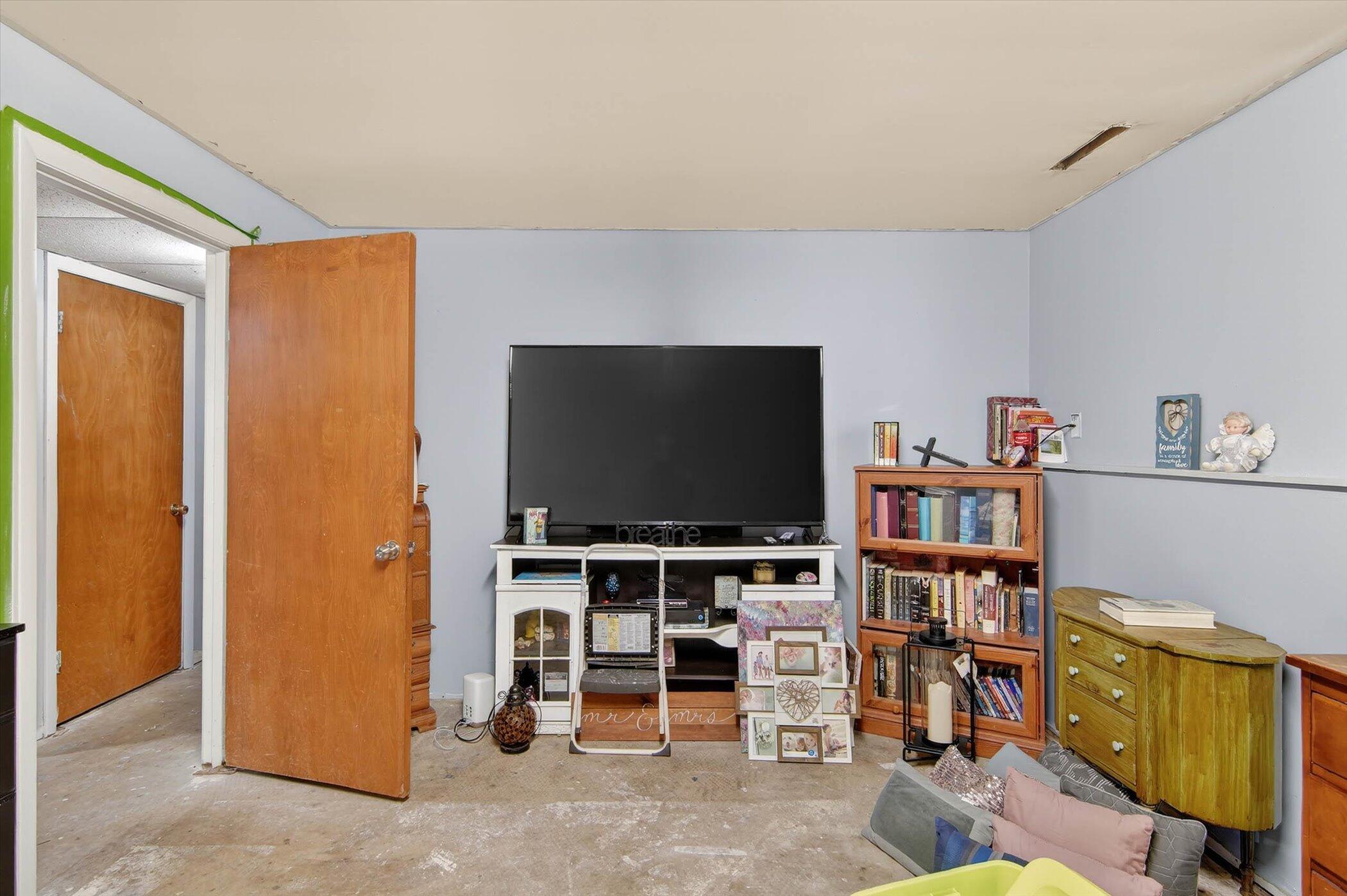 908 Springcrest Boulevard Jackson, MI 49203 - Photo 23 of 37 30-908 Springcrest Blvd Jackson, MI 492