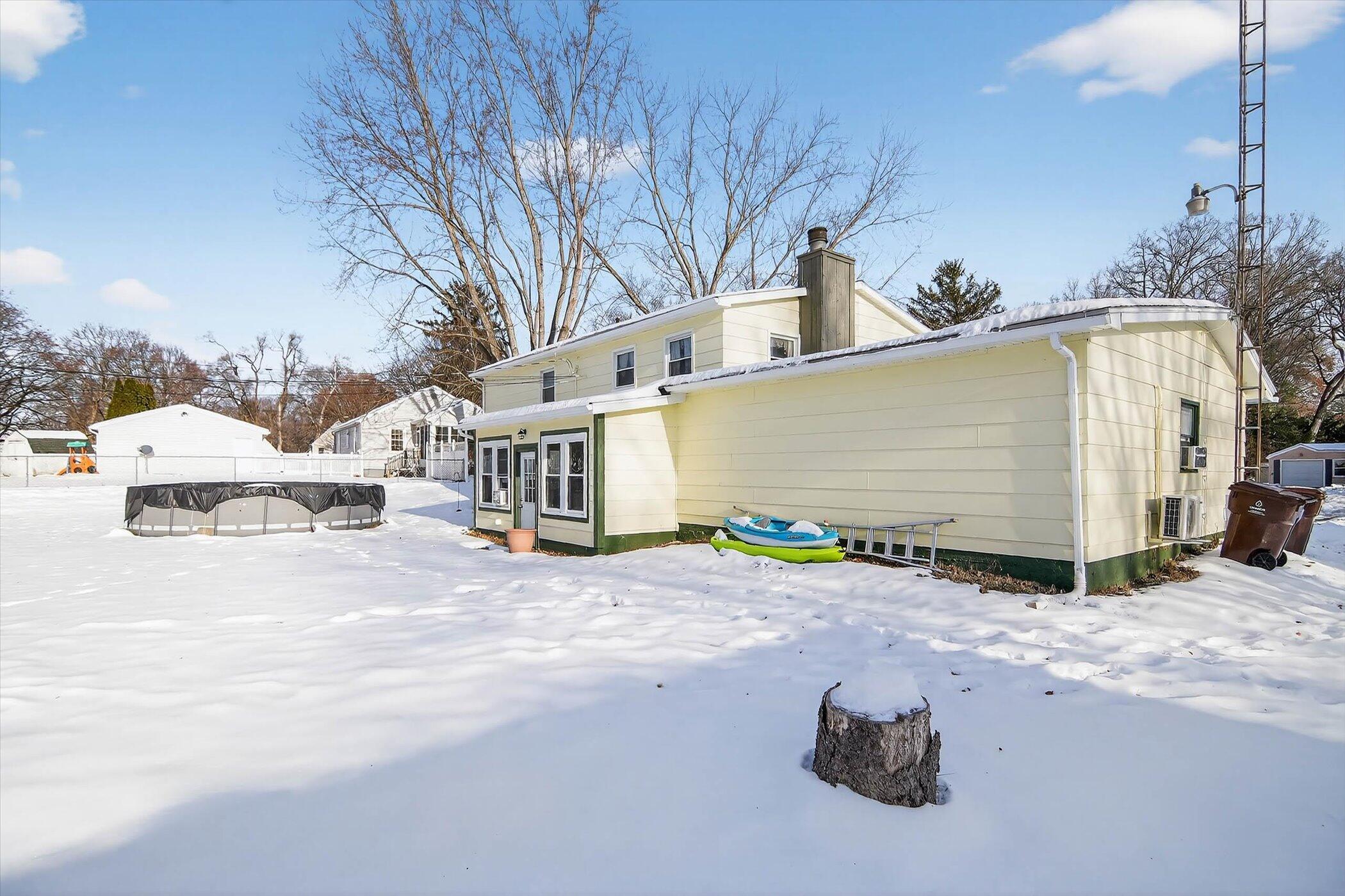 908 Springcrest Boulevard Jackson, MI 49203 - Photo 33 of 37 38-908 Springcrest Blvd Jackson, MI 492