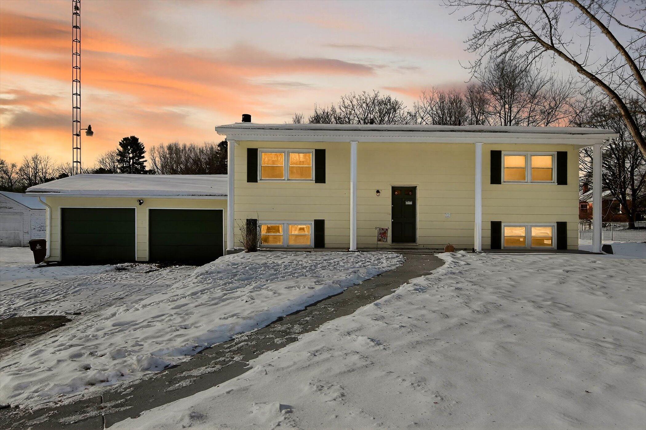 908 Springcrest Boulevard Jackson, MI 49203 - Photo 37 of 37 01-908 Springcrest Blvd Jackson, MI 492