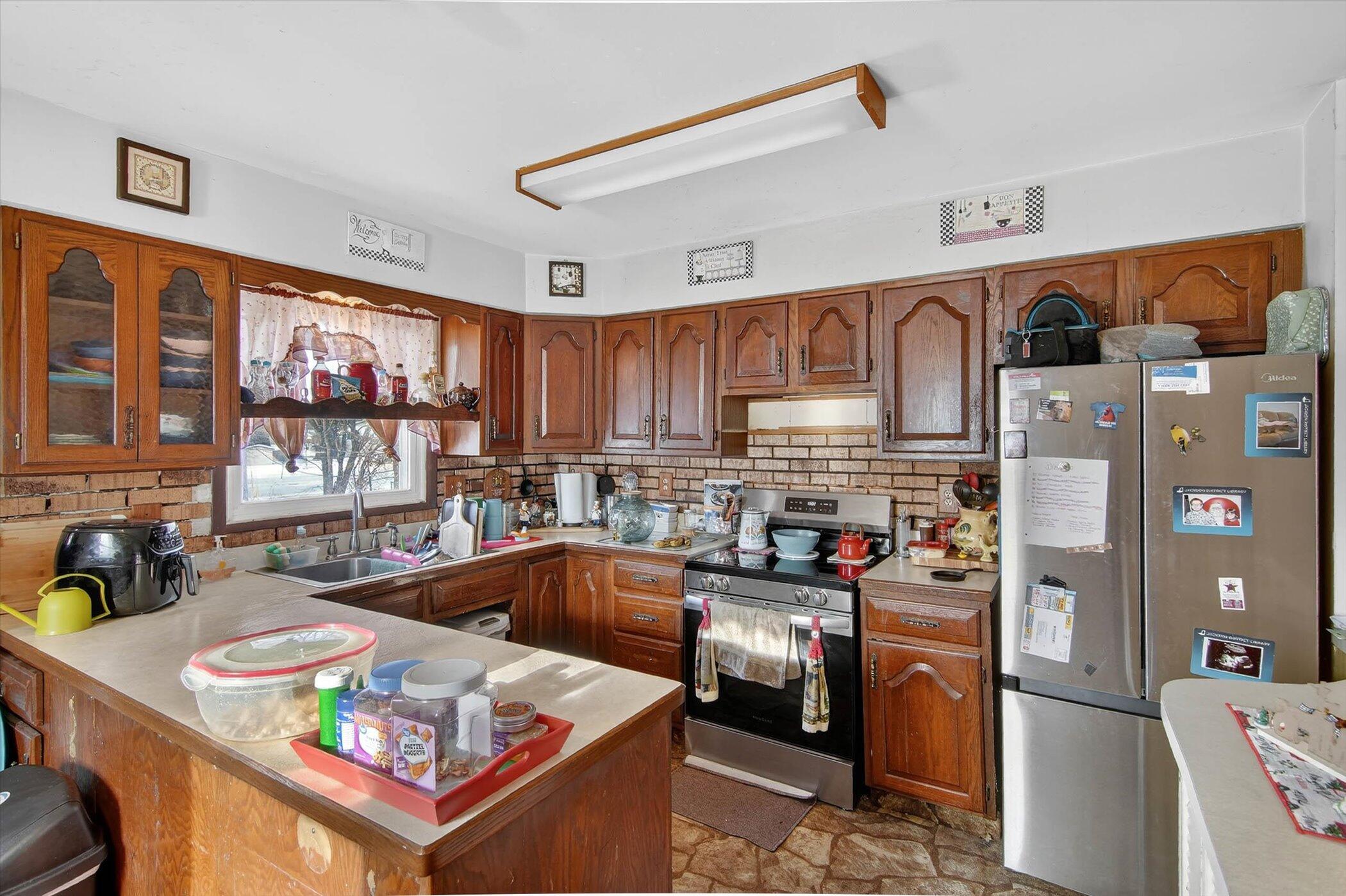 908 Springcrest Boulevard Jackson, MI 49203 - Photo 10 of 37 13-908 Springcrest Blvd Jackson, MI 492