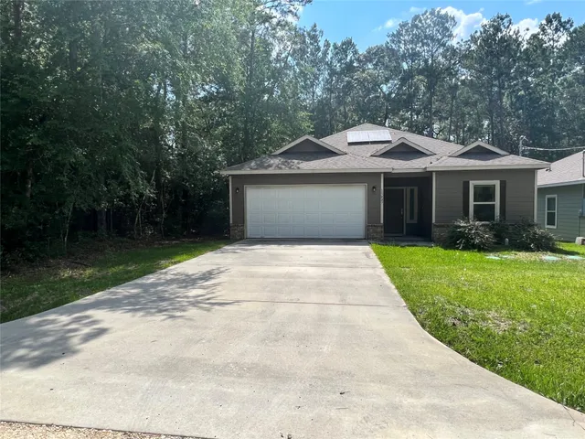 $1,695 | 15887 Pecan Drive, Montgomery, TX 77356