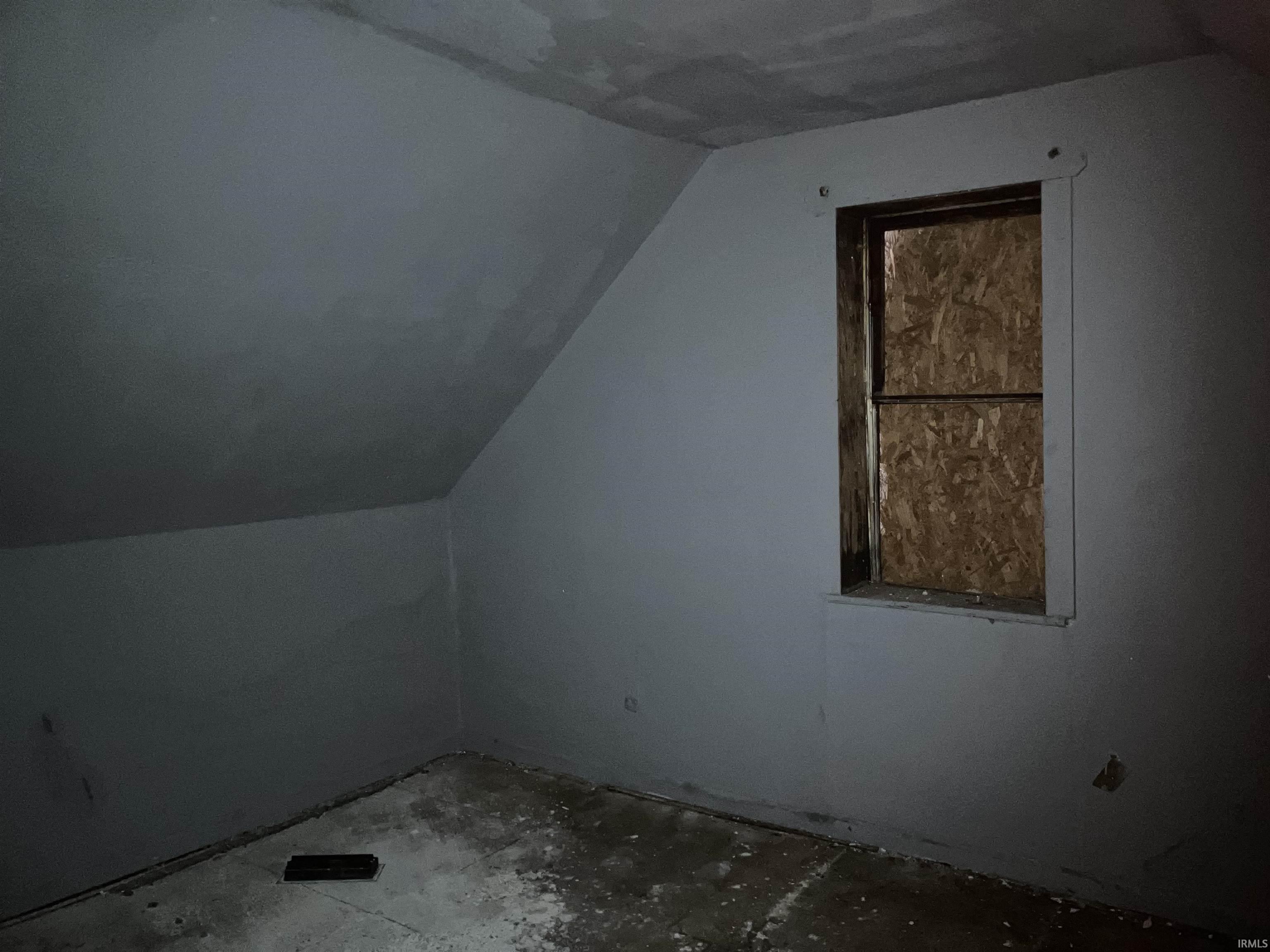 210 Read Street Evansville, IN 47710 - Photo 8 of 11