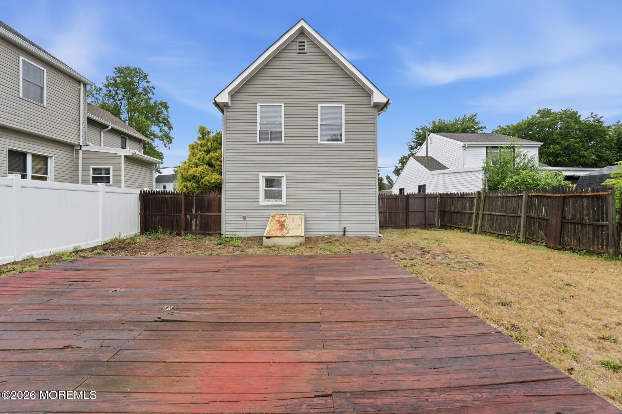 90 Fulton Street Keyport, NJ 07735 - Photo 28 of 31 Backyard