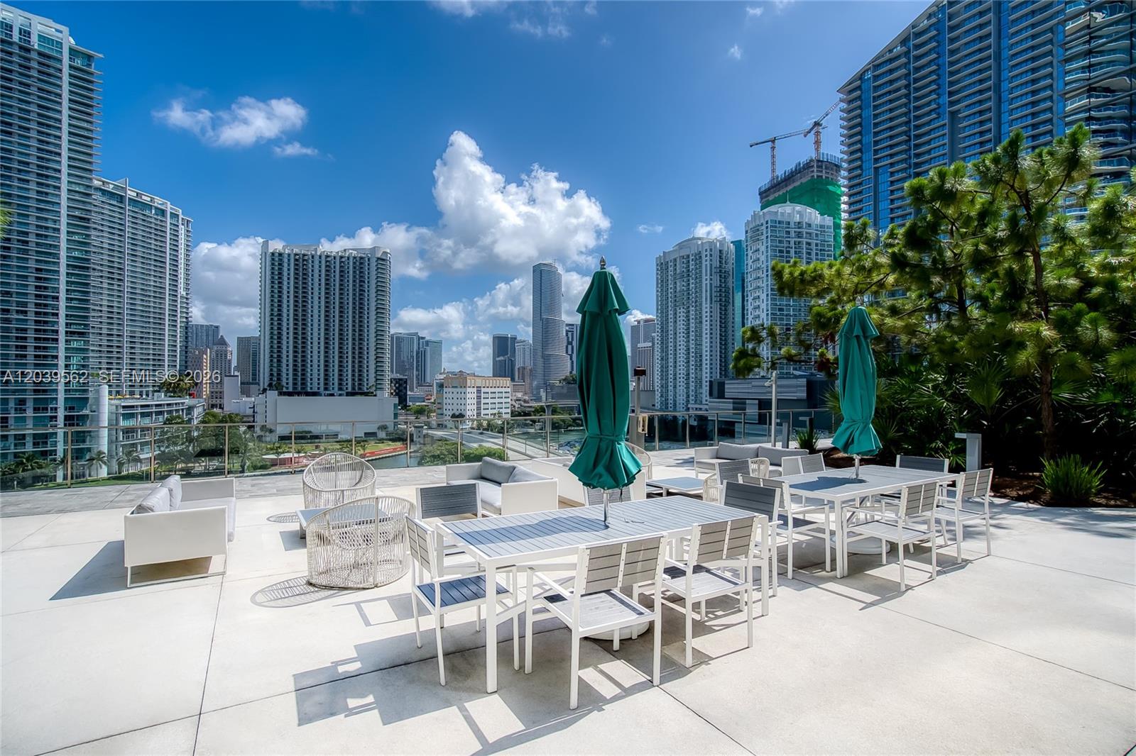 88 Southwest 7th Street, Unit 1006 Miami, FL 33130 - Photo 31 of 49