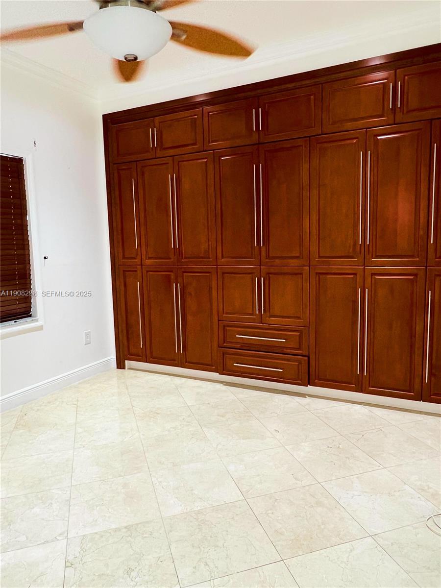 3401 Southwest 149th Avenue Miami, FL 33185 - Photo 15 of 79