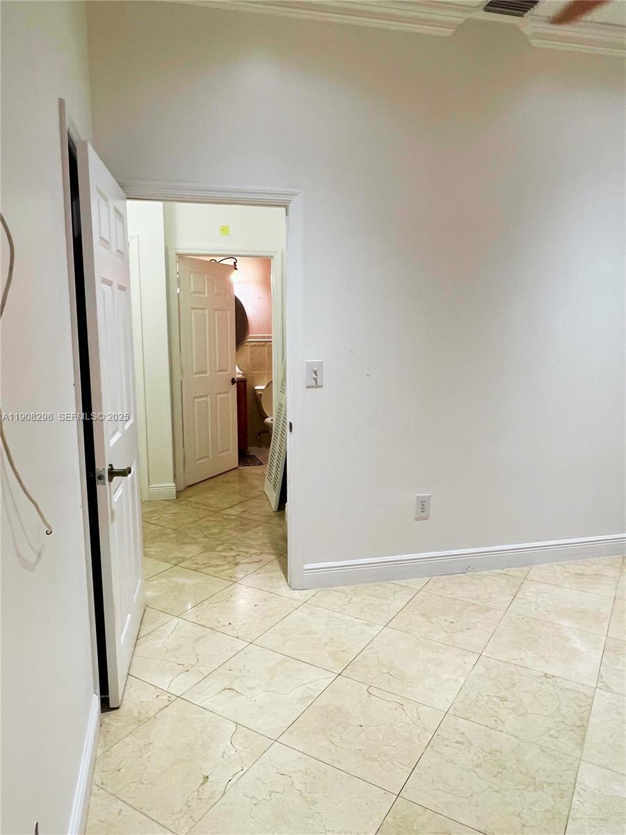 3401 Southwest 149th Avenue Miami, FL 33185 - Photo 18 of 79