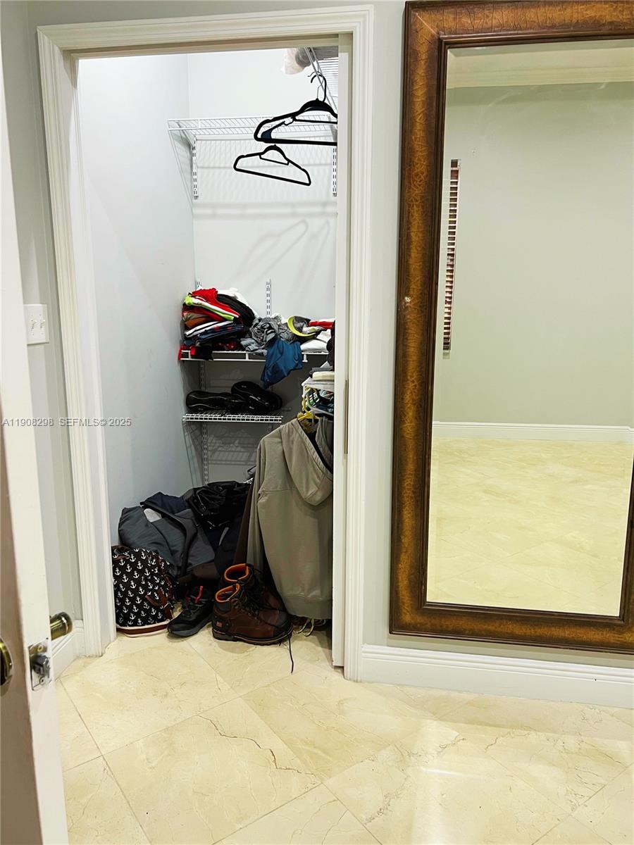 3401 Southwest 149th Avenue Miami, FL 33185 - Photo 39 of 79