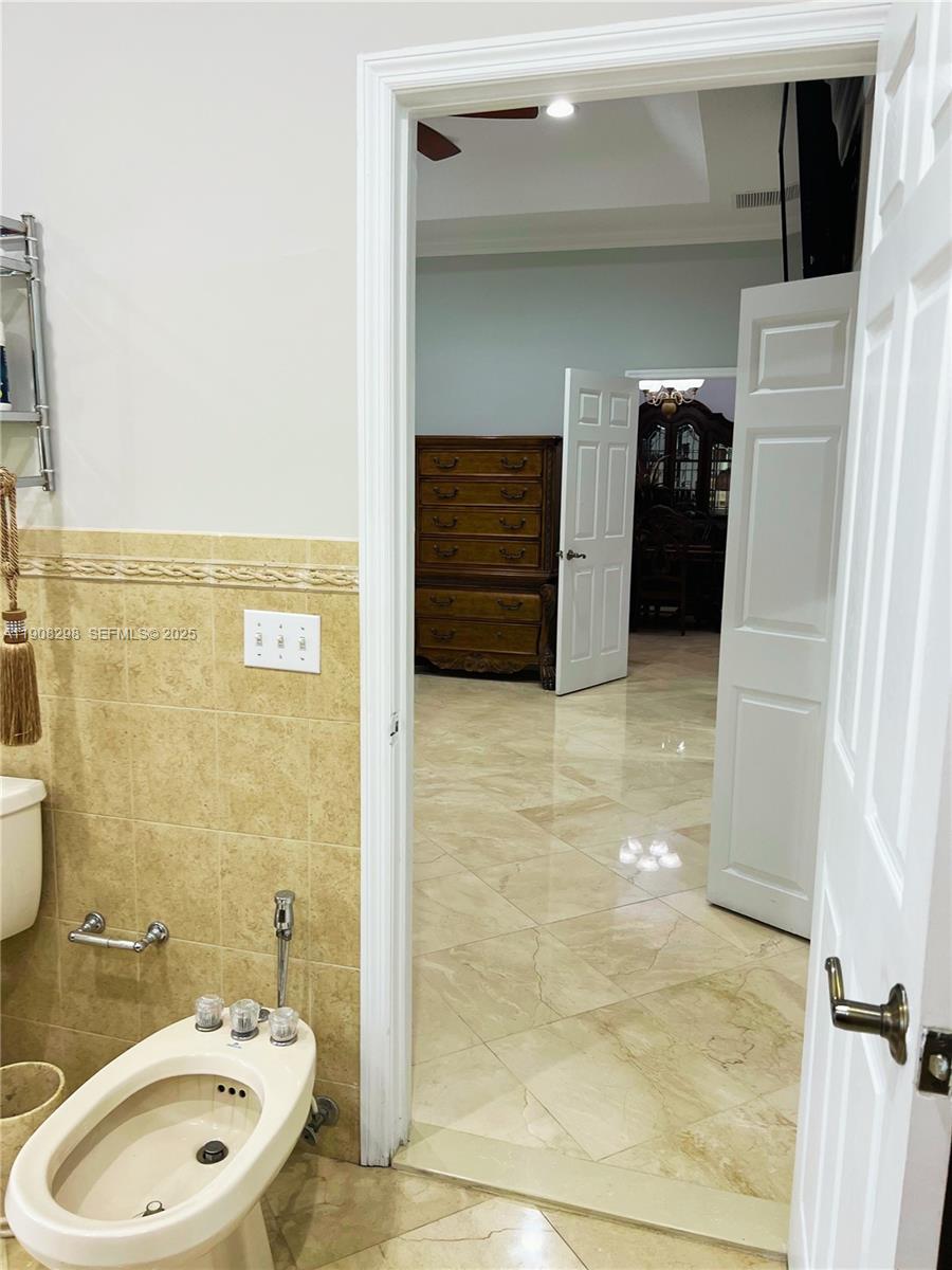 3401 Southwest 149th Avenue Miami, FL 33185 - Photo 44 of 79