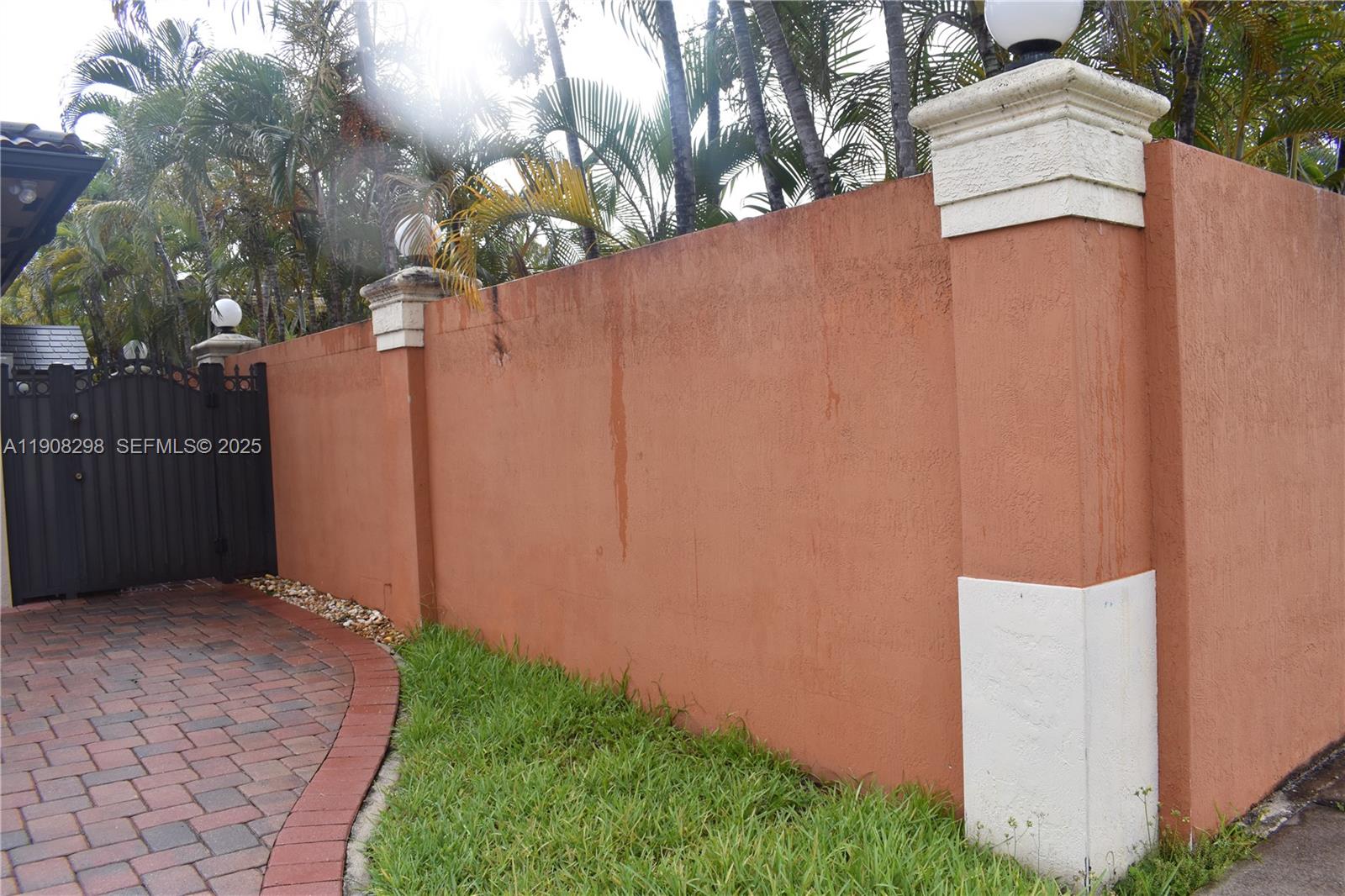 3401 Southwest 149th Avenue Miami, FL 33185 - Photo 6 of 79