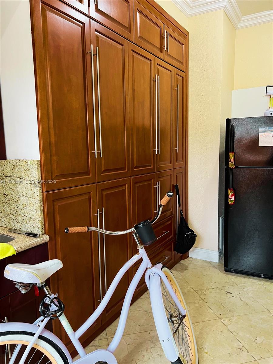 3401 Southwest 149th Avenue Miami, FL 33185 - Photo 70 of 79