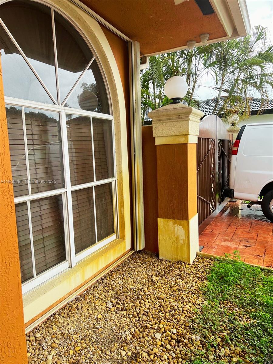 3401 Southwest 149th Avenue Miami, FL 33185 - Photo 7 of 79