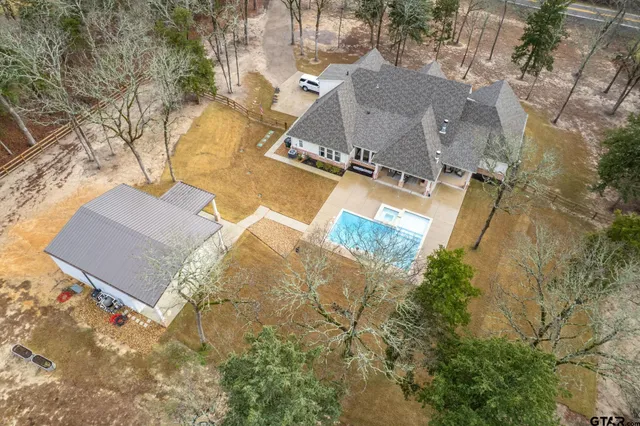 $995,000 | 23332 Fm 1995, Lindale, TX 75771