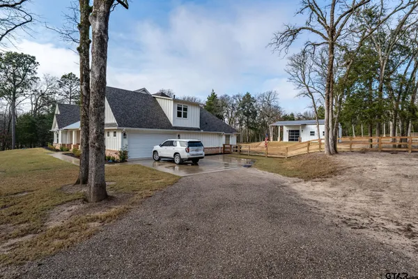 $995,000 | 23332 Fm 1995, Lindale, TX 75771