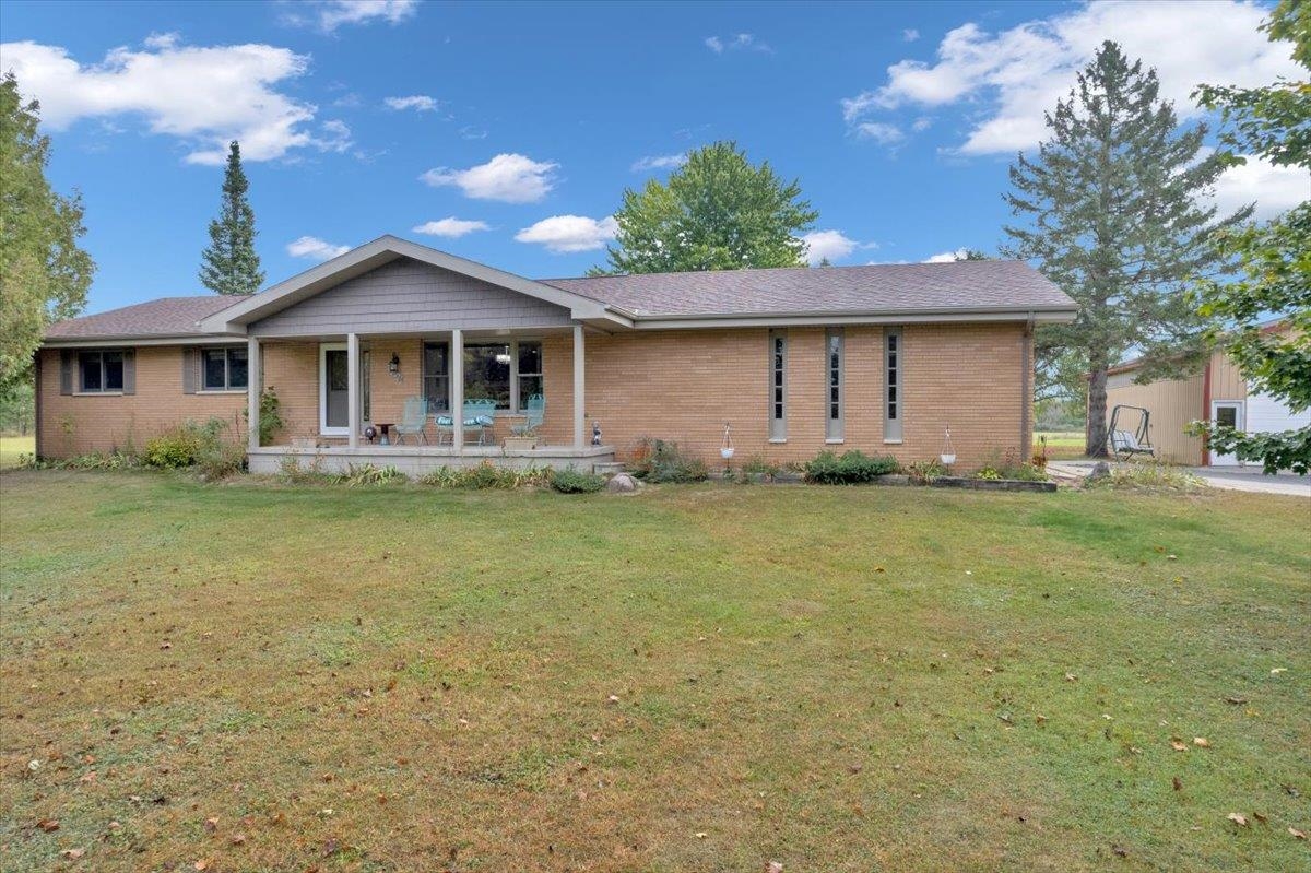 3156 Putnam Road Hale, MI 48739 - Photo 1 of 31 1927886-08612d5b-da38-4e68-ad2c-886140b9ab4a.JPG