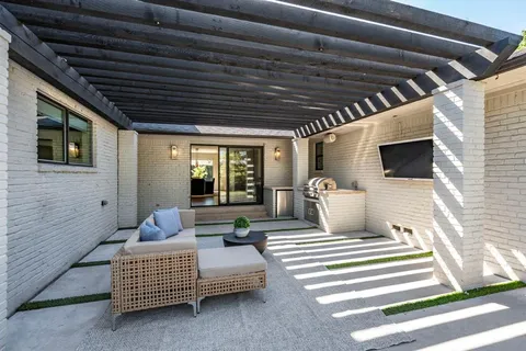 $1,995,000 | 5948 Melshire Drive, Dallas, TX 75230