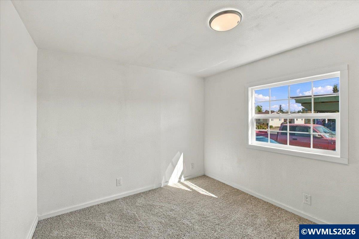 101 Edwards Road South, Unit 17 Monmouth, OR 97361 - Photo 27 of 36 Gallery Image 27