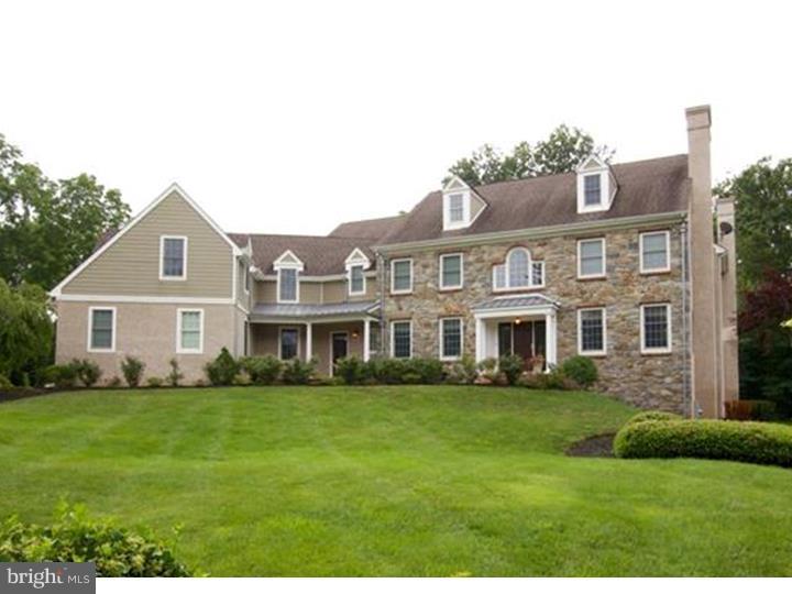 515 Spruce Lane Villanova, PA 19085 - Photo 1 of 25 Gallery Image 1