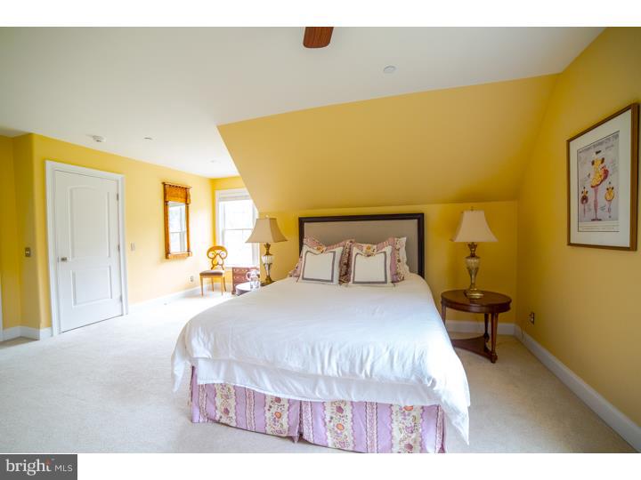 515 Spruce Lane Villanova, PA 19085 - Photo 18 of 25 Gallery Image 18