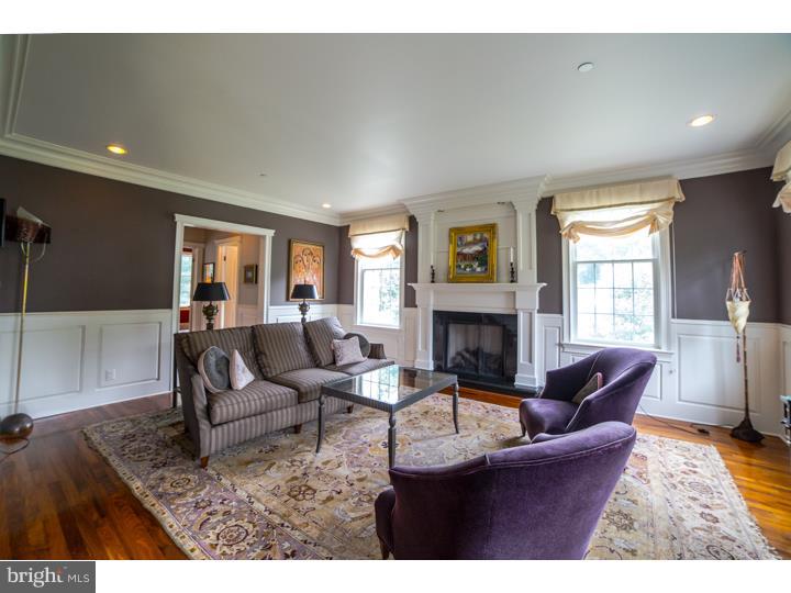515 Spruce Lane Villanova, PA 19085 - Photo 3 of 25 Gallery Image 3