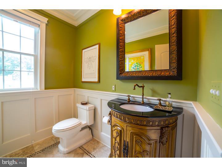 515 Spruce Lane Villanova, PA 19085 - Photo 4 of 25 Gallery Image 4