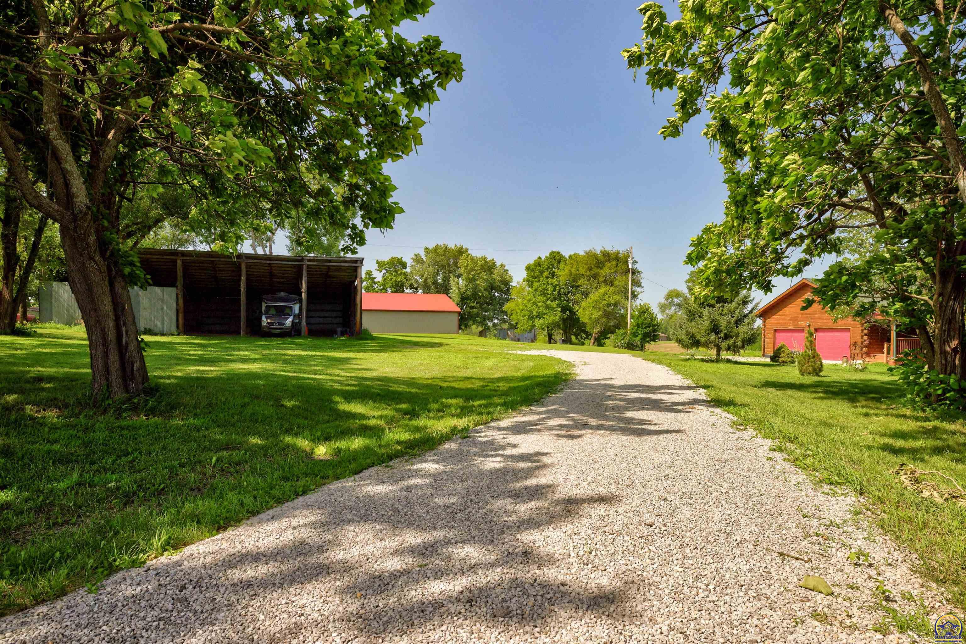 10808 Dickinson Road Ozawkie, KS 66070 - Photo 41 of 53
