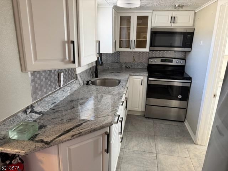 270 Espanong Road, Unit 2 Lake Hopatcong, NJ 07849 - Photo 6 of 14