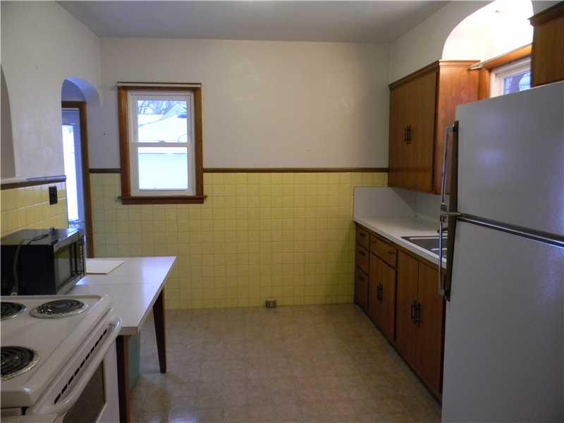 165 South Nursery Road Anderson, IN 46012 - Photo 2 of 14