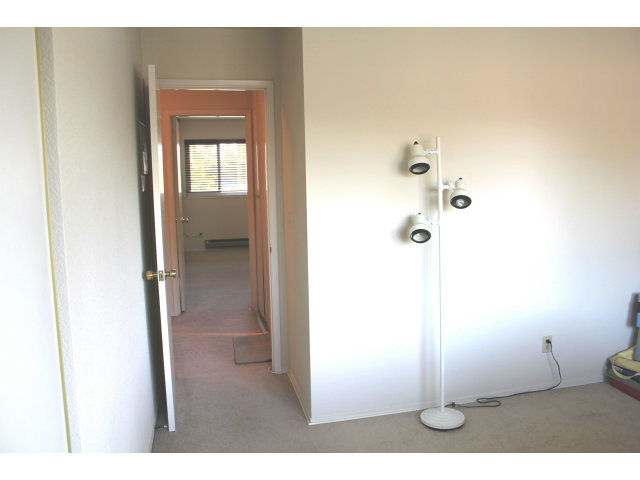 1121 Reed Avenue, Unit B Sunnyvale, CA 94086 - Photo 3 of 11 Gallery Image 3