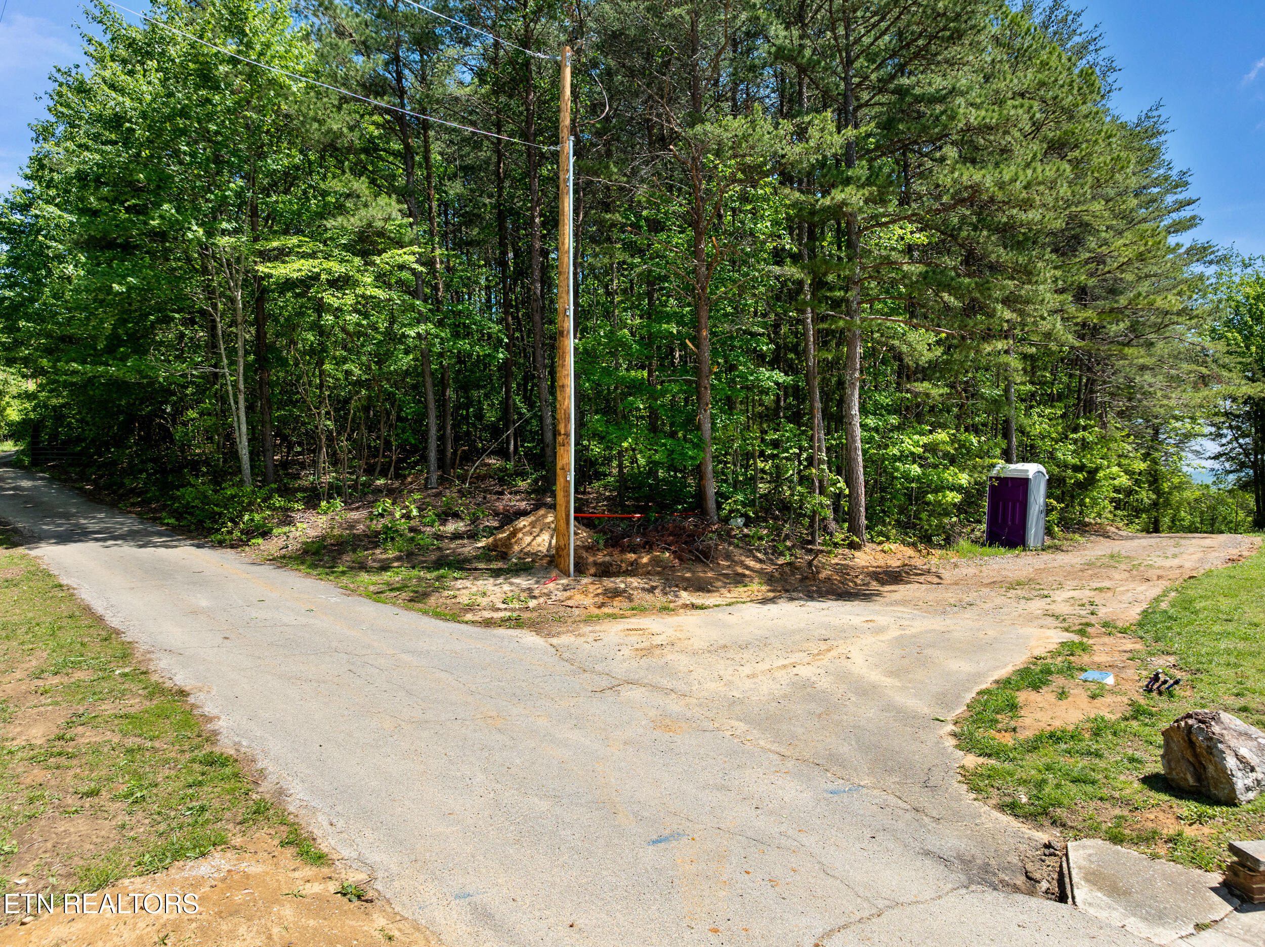 394 Ridgewood Road Harriman, TN 37748 - Photo 19 of 29 394 ridgewood rd-54
