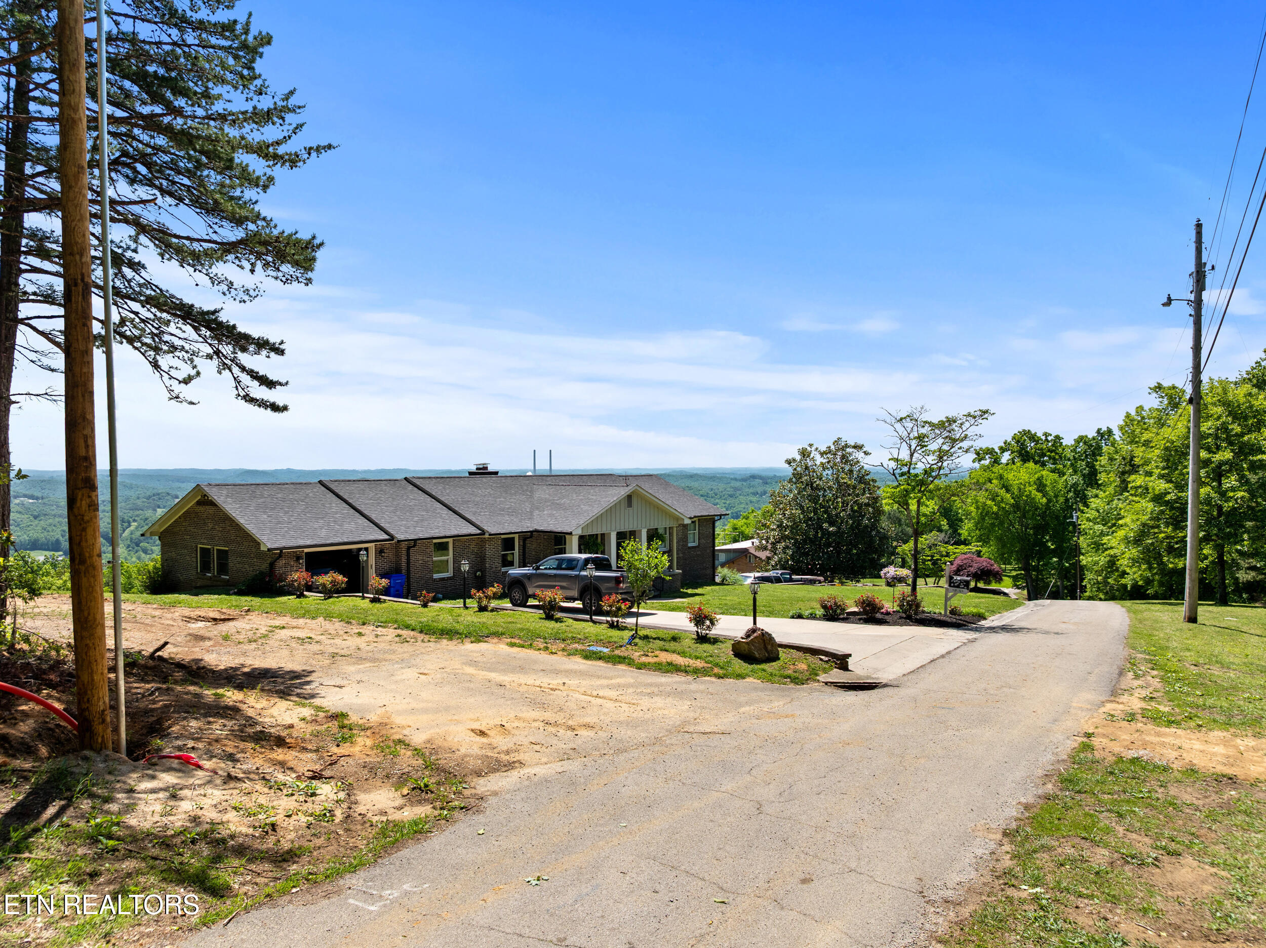 394 Ridgewood Road Harriman, TN 37748 - Photo 20 of 29 394 ridgewood rd-55