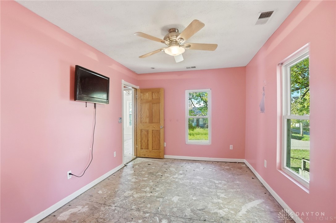 4898 Graham Street Springfield, OH 45502 - Photo 34 of 45