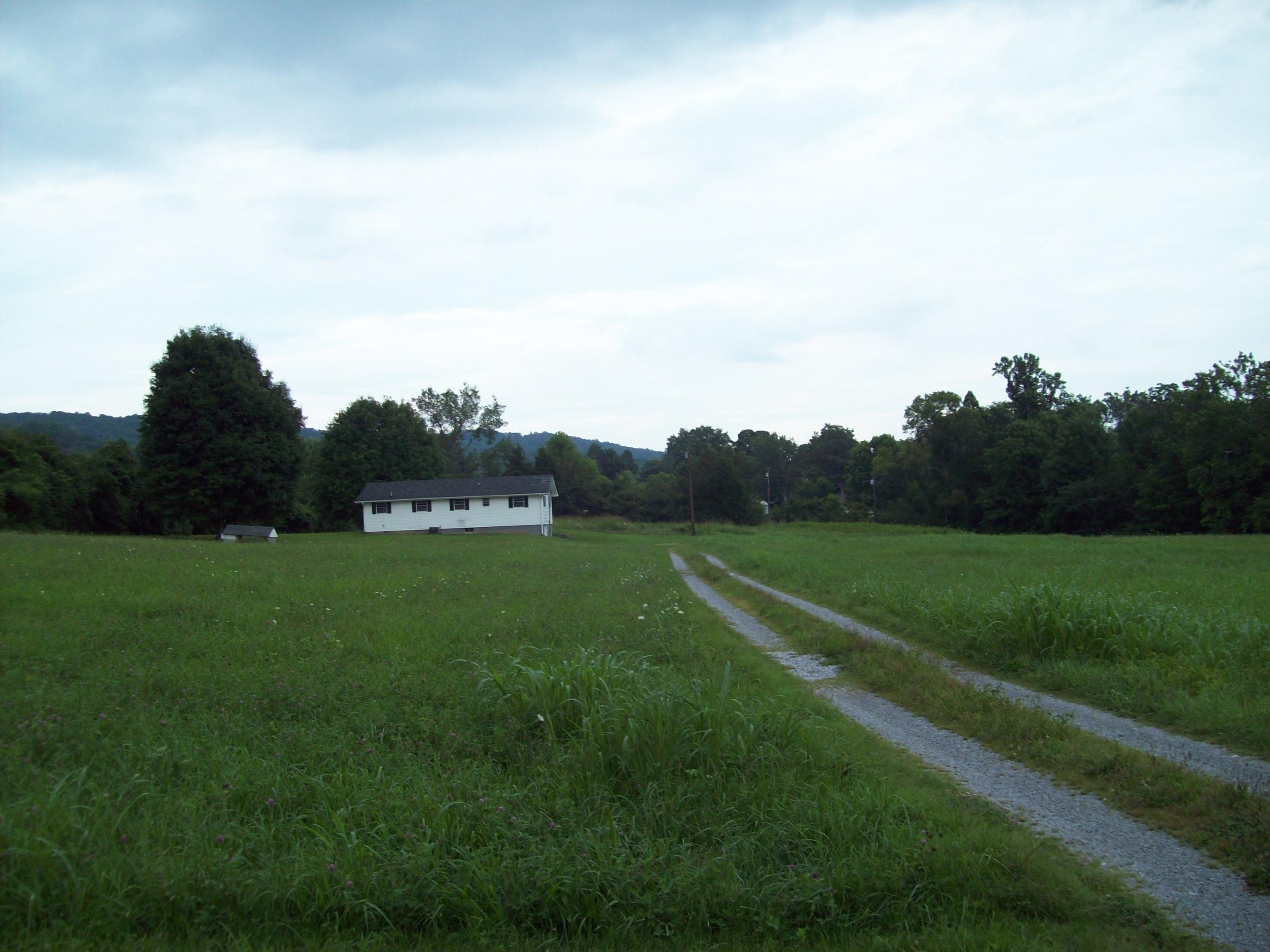 149 Prospect Road Maynardville, TN 37807 - Photo 3 of 18 101_3047