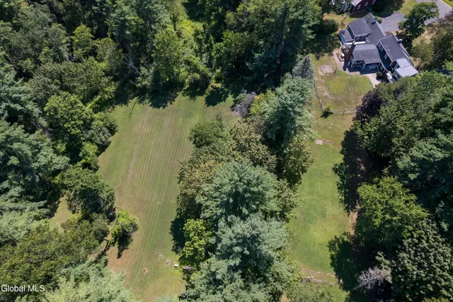 $525,000 | 17 Morningside Drive, Bethlehem, NY 12054