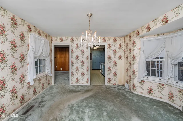 $525,000 | 17 Morningside Drive, Bethlehem, NY 12054