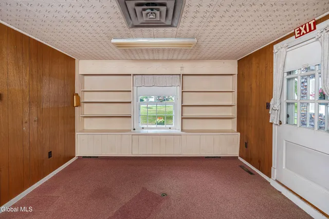 $525,000 | 17 Morningside Drive, Bethlehem, NY 12054