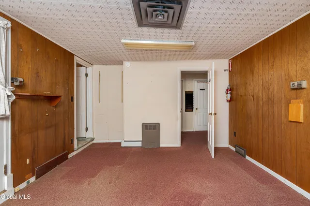 $525,000 | 17 Morningside Drive, Bethlehem, NY 12054