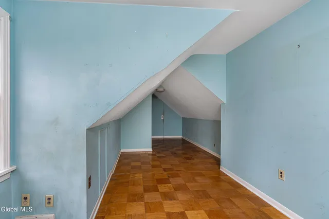 $525,000 | 17 Morningside Drive, Bethlehem, NY 12054