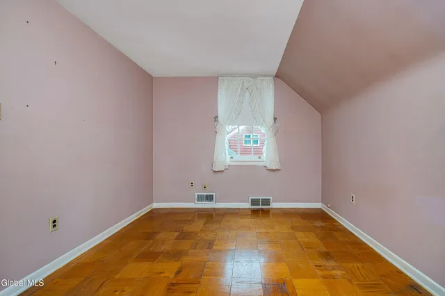 $525,000 | 17 Morningside Drive, Bethlehem, NY 12054