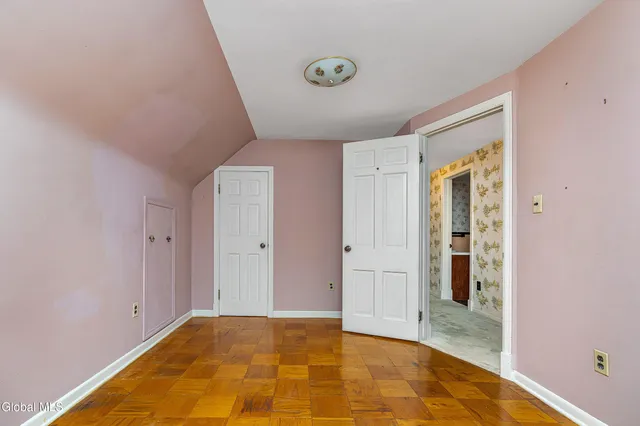 $525,000 | 17 Morningside Drive, Bethlehem, NY 12054