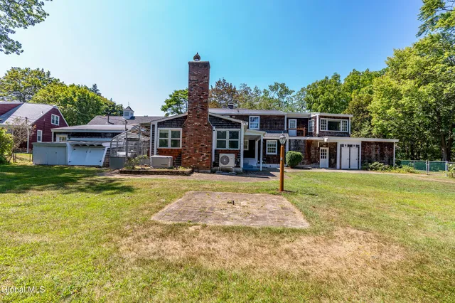 $525,000 | 17 Morningside Drive, Bethlehem, NY 12054