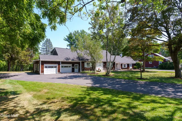 $525,000 | 17 Morningside Drive, Bethlehem, NY 12054